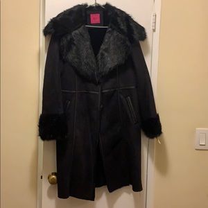 Save the Queen faux shearling coat in Size Large.